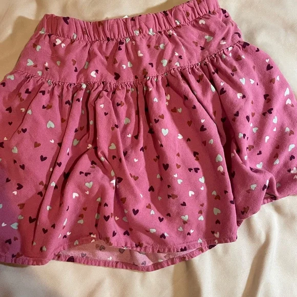 Colorful Kids Bundle w/Shorts, Tops, Swimsuit, Pants, & Skort. Sizes 4-6x - Picture 2 of 16